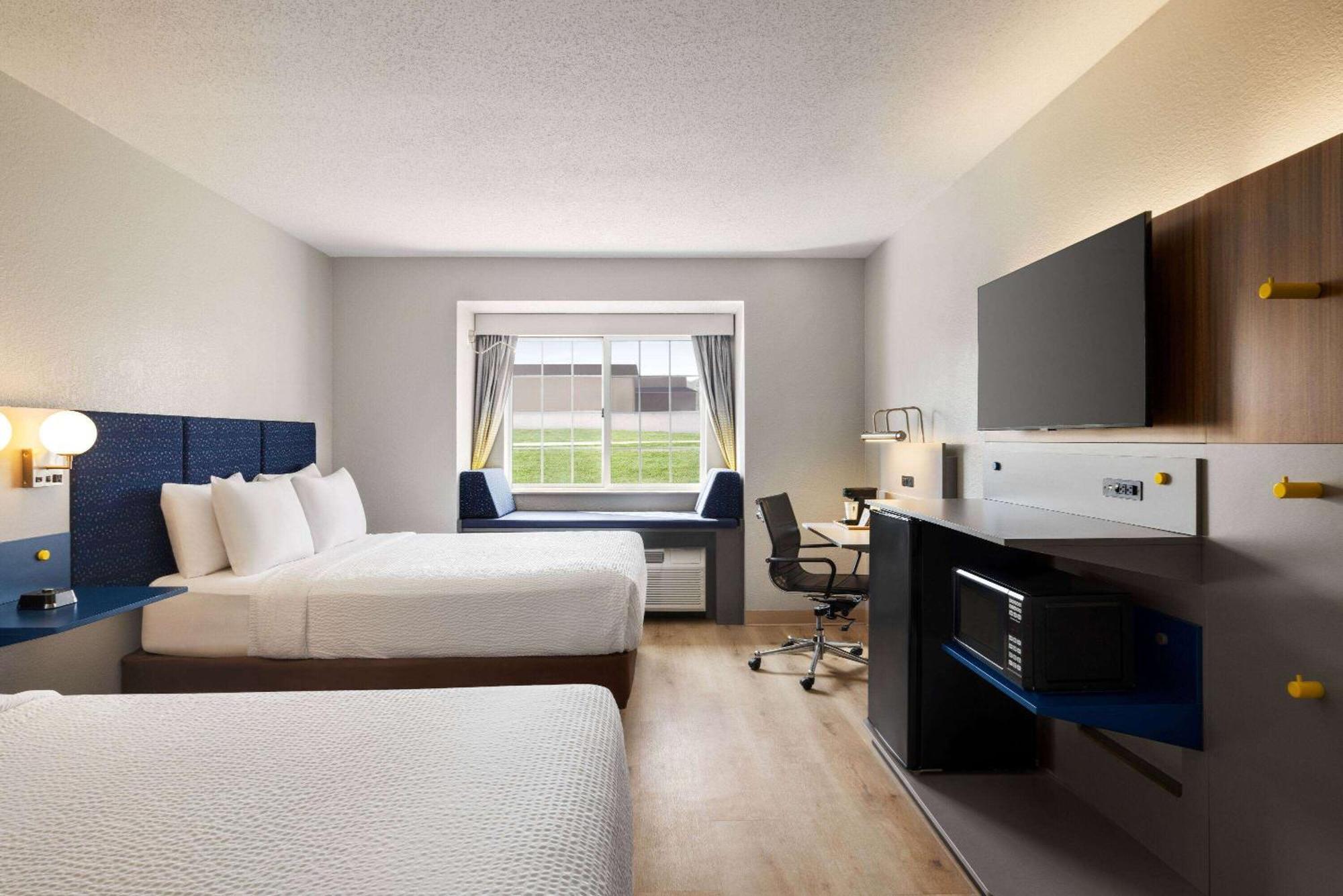 Microtel Inn & Suites By Wyndham New Ulm Dış mekan fotoğraf