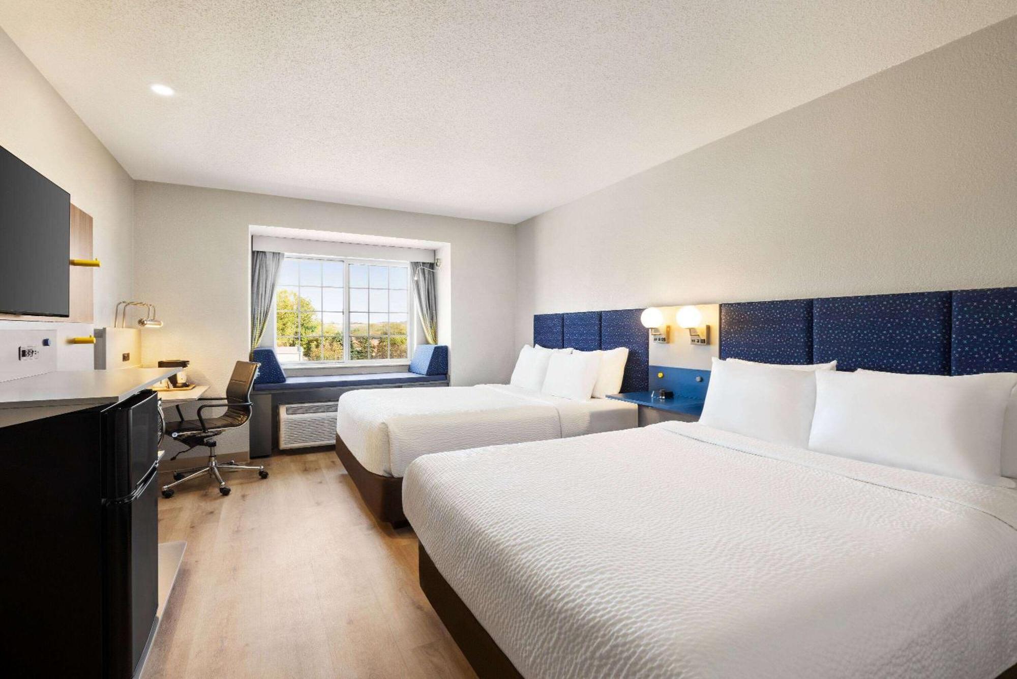 Microtel Inn & Suites By Wyndham New Ulm Dış mekan fotoğraf