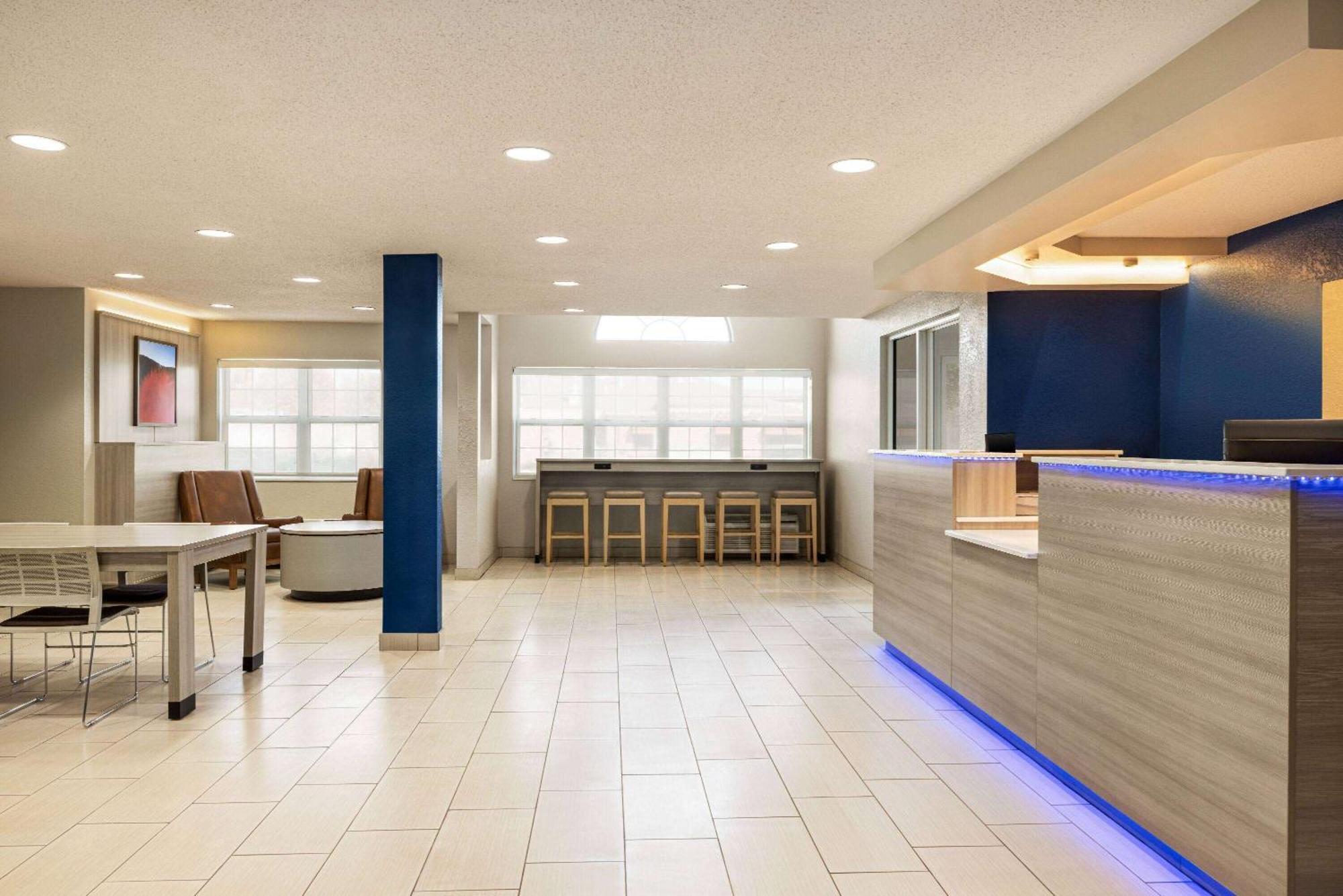 Microtel Inn & Suites By Wyndham New Ulm Dış mekan fotoğraf