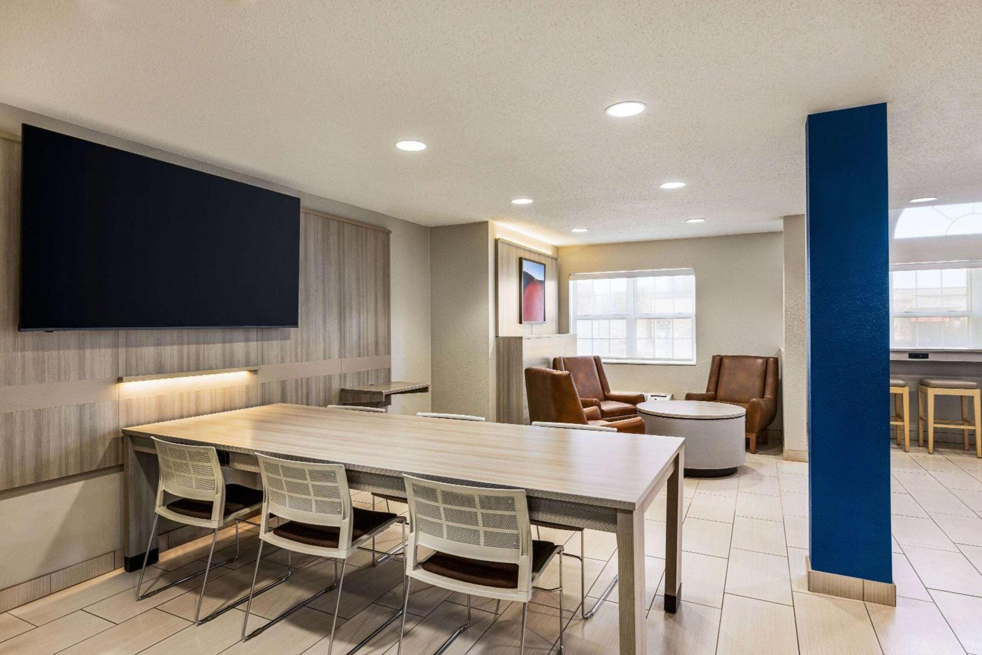 Microtel Inn & Suites By Wyndham New Ulm Dış mekan fotoğraf